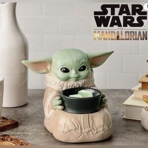 NEW The Child Star Wars Mandalorian Star Grogu Scentsy Warmer